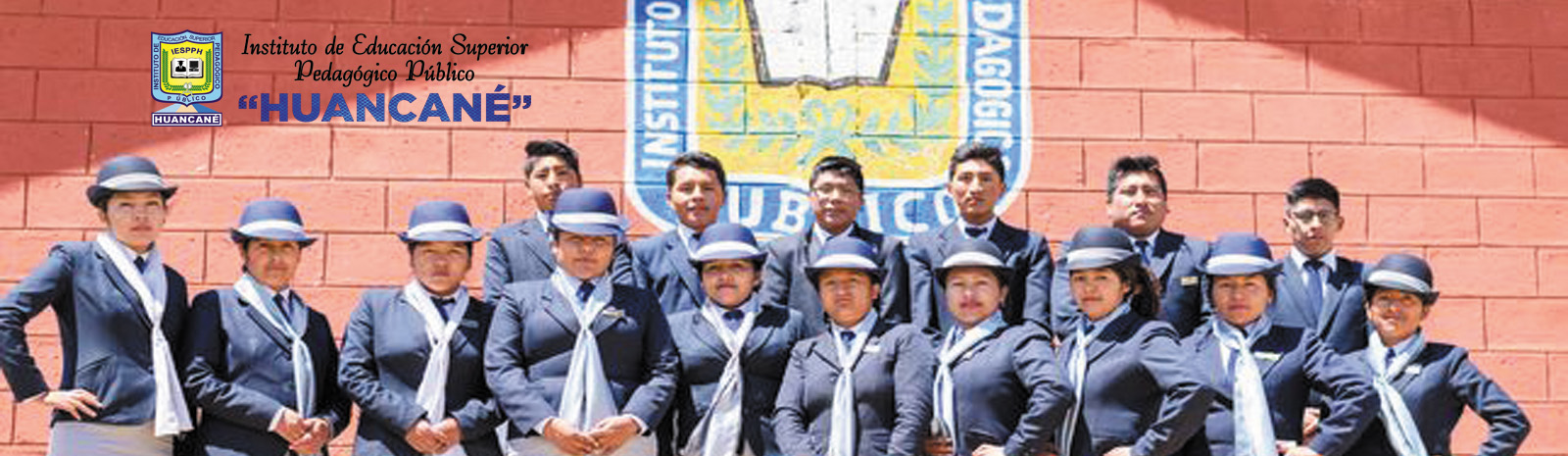 Estudiantes del Instituto de Educación Superior Pedagógico Público Huancané